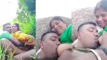 Took Bhabhi to the Fields, Drank Her Milk, and Fucked Her by Sitting on My Cock