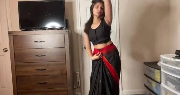 Naked Dance Desi Wife Stripped Off Saree and Danced Naked to a Hindi Song