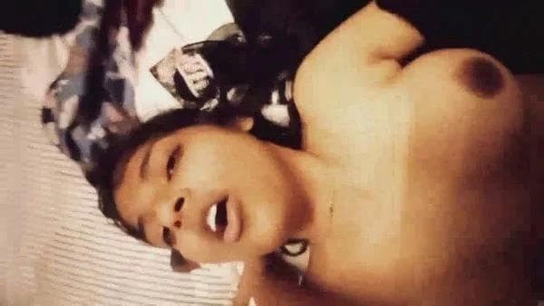 Desi Girlfriend and Boyfriend Fucking MMS in Hindi